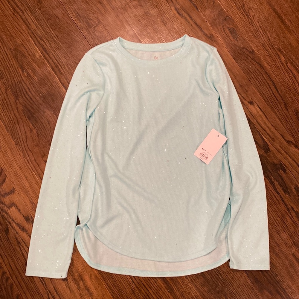 So girls shirt with sparkle
